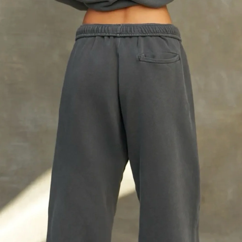 Brand New- JOAH BROWN Oversized Straight Leg Jogger in Washed Black Terry 🩶✨ - Picture 9 of 14